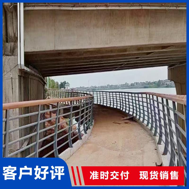 生產(chǎn)湖邊燈光護(hù)欄質(zhì)優(yōu)價(jià)保實(shí)力公司防撞燈光護(hù)欄