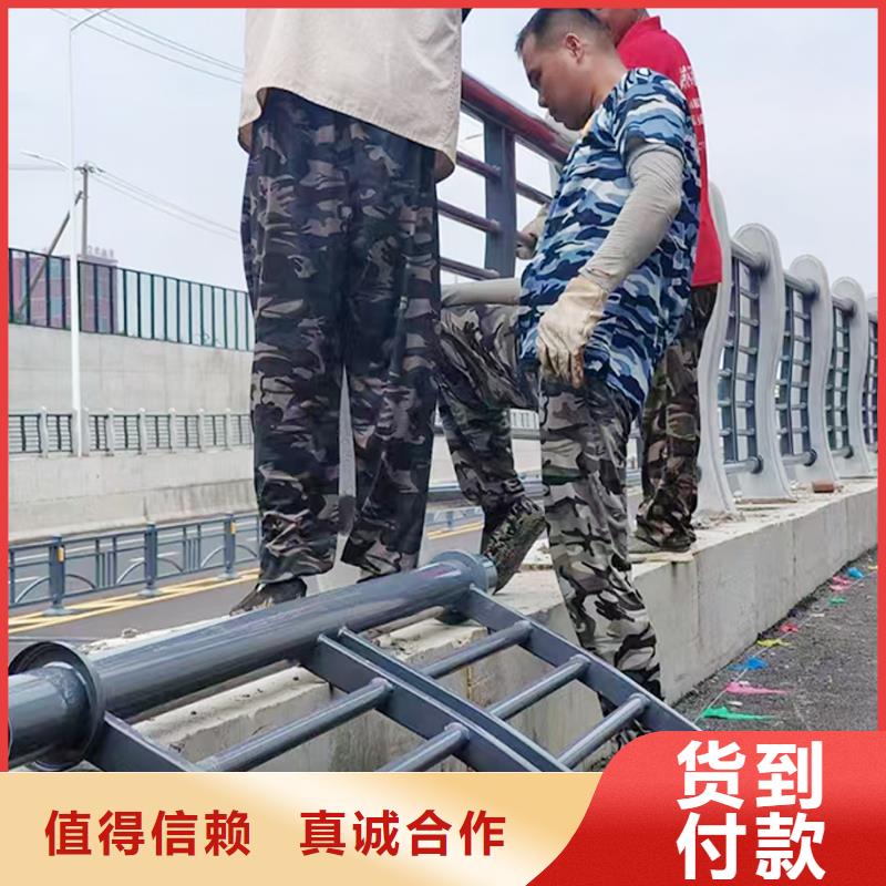 生產(chǎn)鋁合金燈光護(hù)欄來圖加工實(shí)力廠家橋梁燈光護(hù)欄