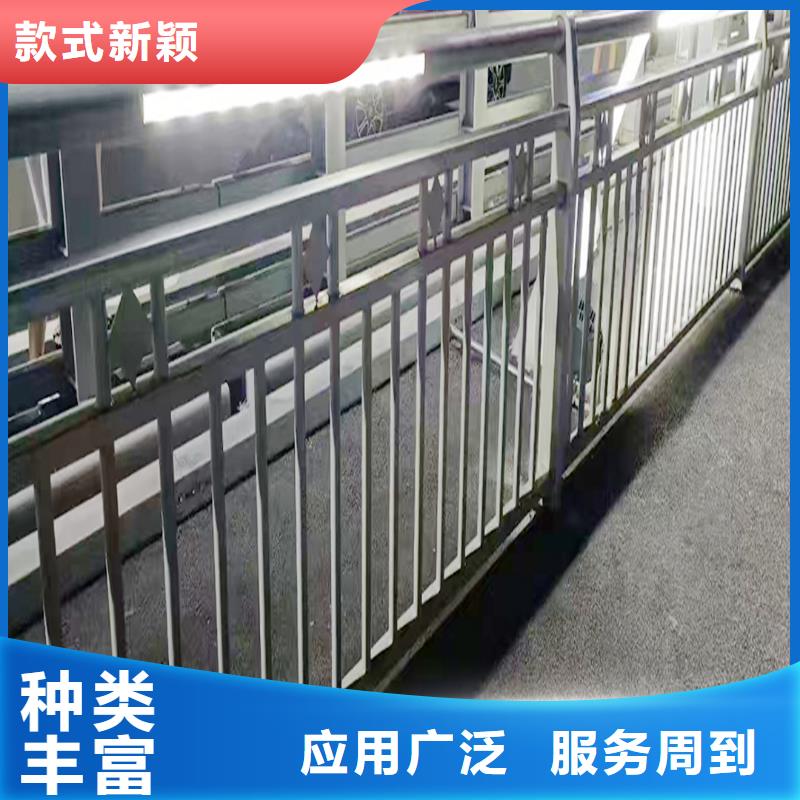 生產(chǎn)湖邊燈光護(hù)欄以質(zhì)量求生存廠家直銷不銹鋼燈光護(hù)欄