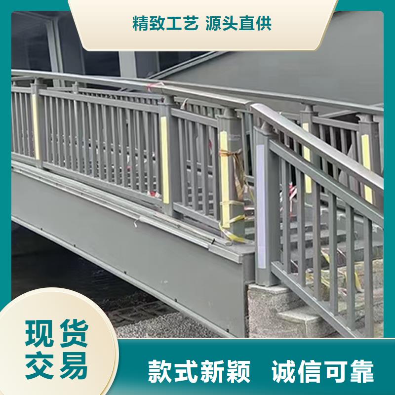 生產(chǎn)景觀燈光護(hù)欄專業(yè)的生產(chǎn)廠家工廠自營不銹鋼燈光護(hù)欄