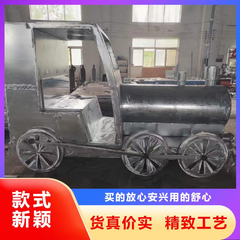 鏡面雕塑實力廠家景區(qū)雕塑